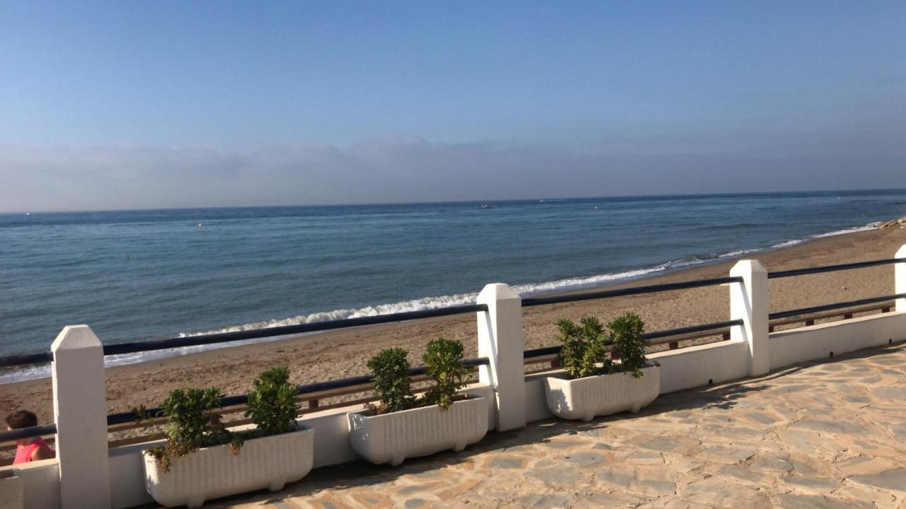 Beach Side Apartments Calahonda Sitio de Calahonda Bagian luar foto