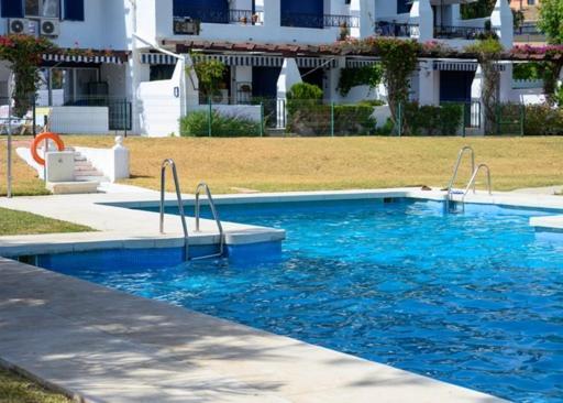 Beach Side Apartments Calahonda Sitio de Calahonda Bagian luar foto